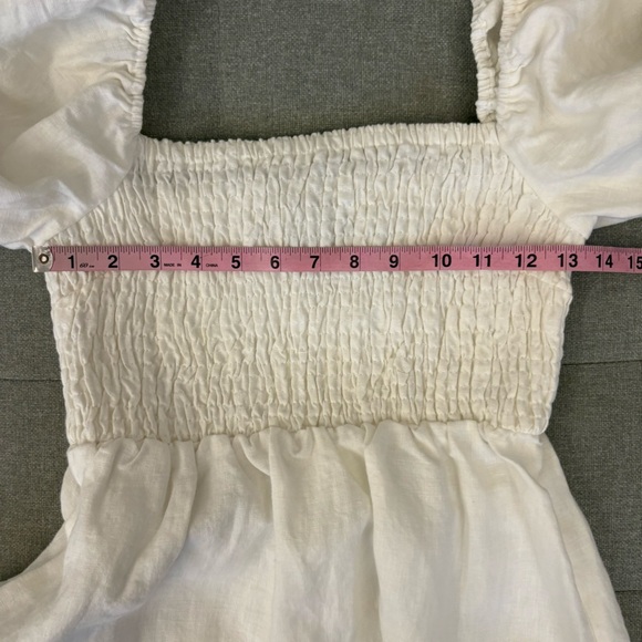 Tuckernuck || Annie Smocked Mini Dress Linen White Small - Picture 7 of 9